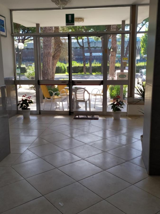 Hotel Madonna Del Pino Cervia Luaran gambar